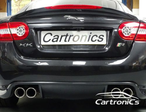 Jaguar XKR retrofit rear camera