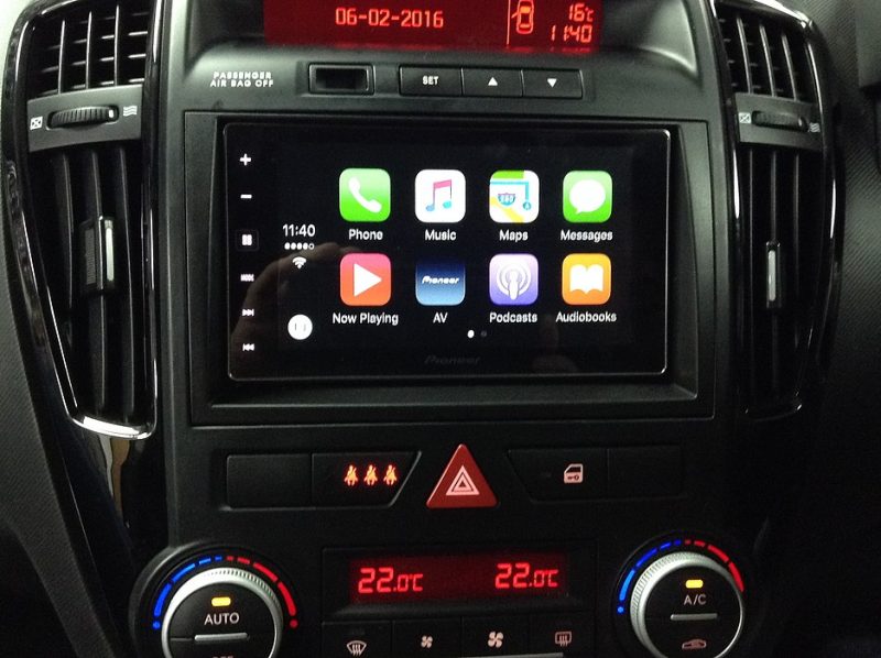 Kia CEED Pioneer Apple CarPlay Cartronics