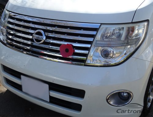 Nissan Elgrand Pioneer Apple CarPlay and Roof Monitor