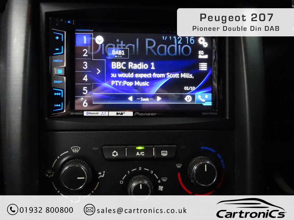How to install the car stereo PEUGEOT 207 📻 