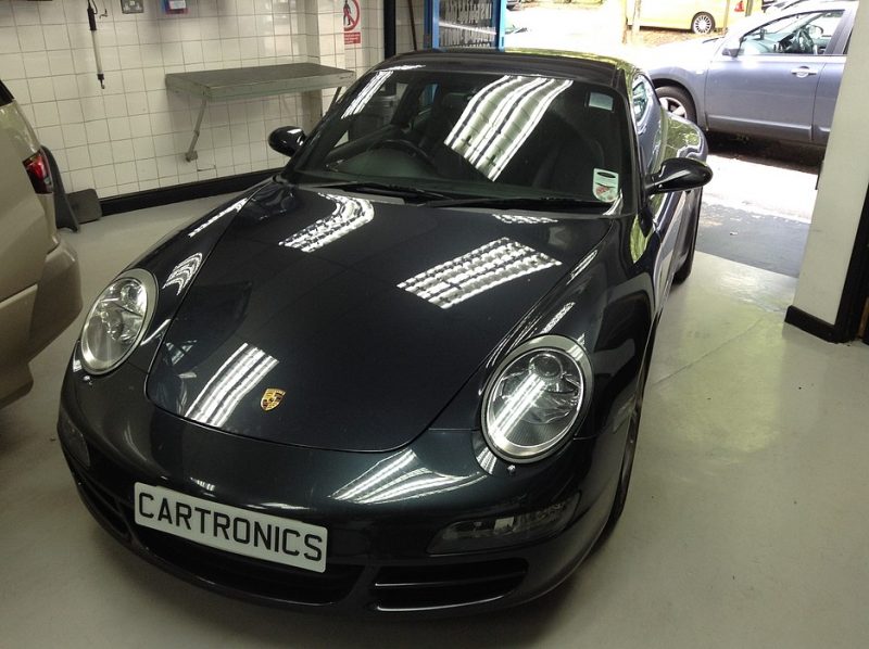 Porsche mObridge M2Pro USB Bluetooth Cartronics