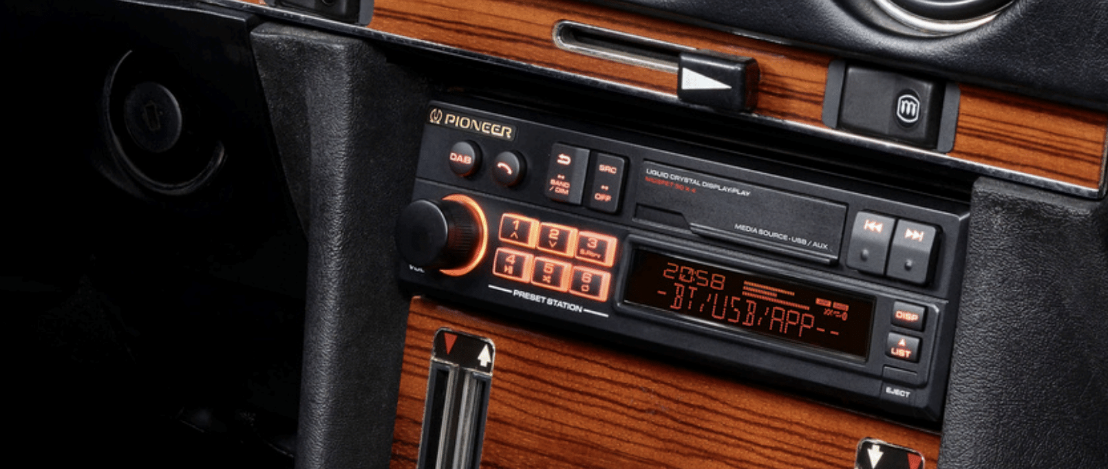 Screenshot 2026-01-14 at 15.39.04 Pioneer SXT-C10PS retro style radio