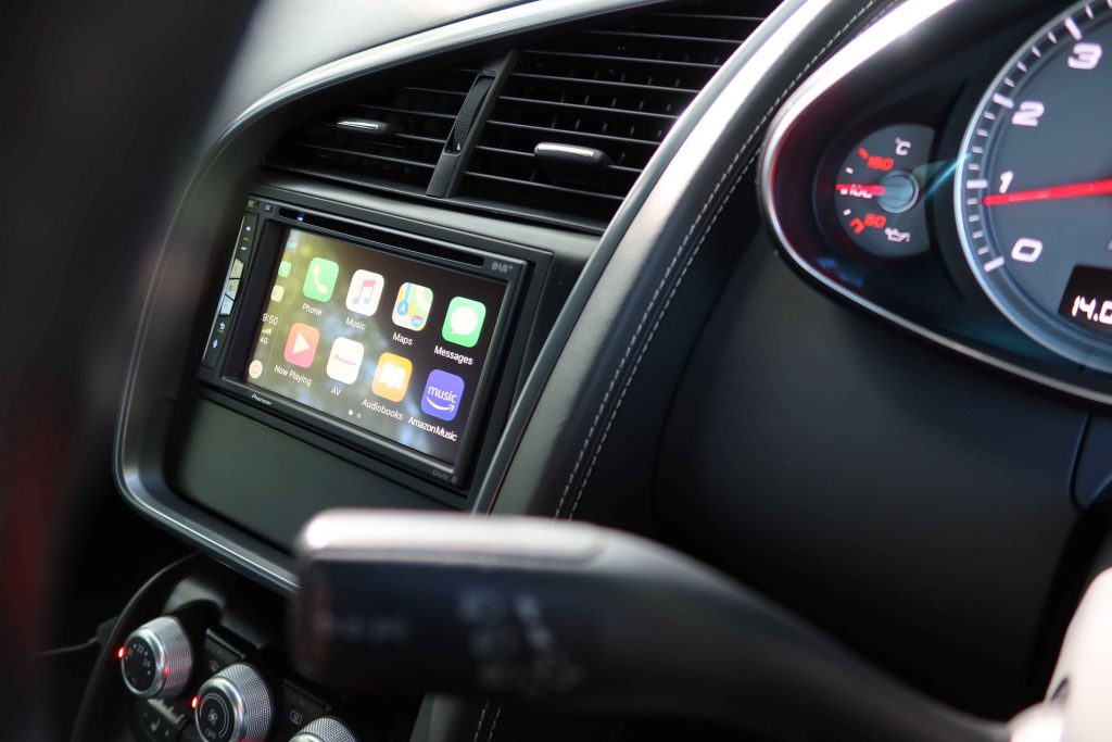 audi r8 wireless apple carplay android auto