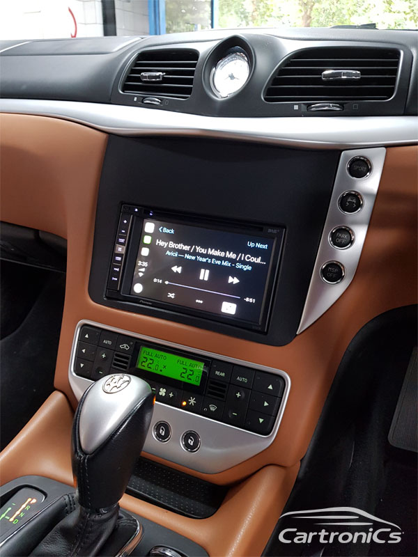 Maserati Radio Upgrade with custom panel